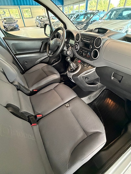 Citroen Berlingo 21 of 30