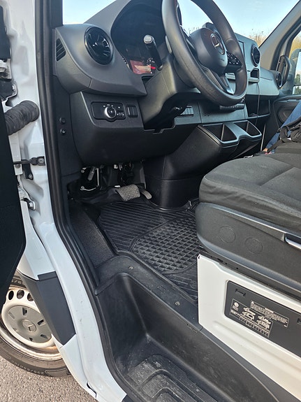 Mercedes-Benz Sprinter 315 13 of 13