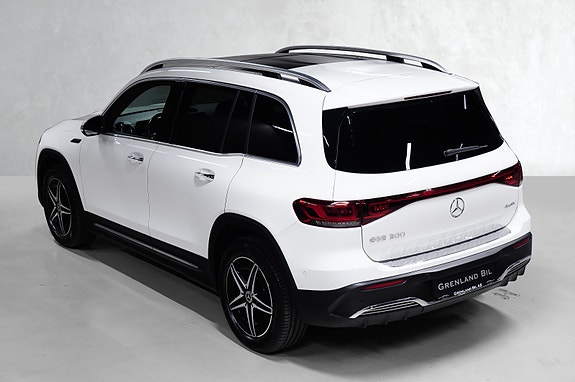 Mercedes-Benz EQB300 9 of 30