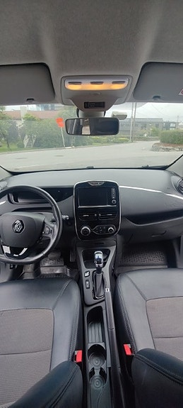 Renault Zoe 9 of 12
