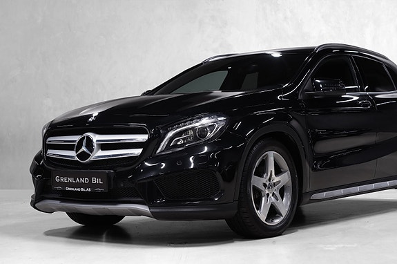 Mercedes-Benz GLA200 7 of 23