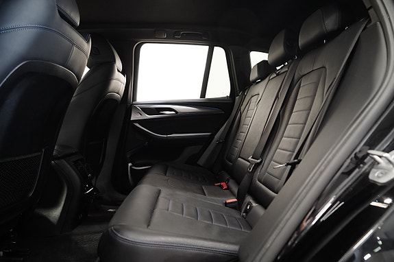 BMW X3 23 of 30