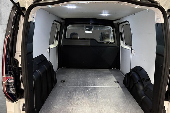 Volkswagen Caddy Maxi 6 of 18