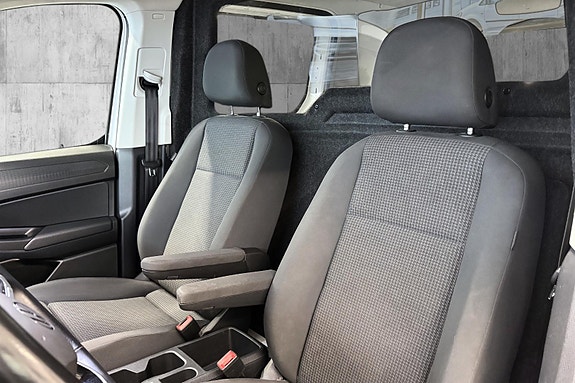 Volkswagen Caddy Maxi 8 of 18