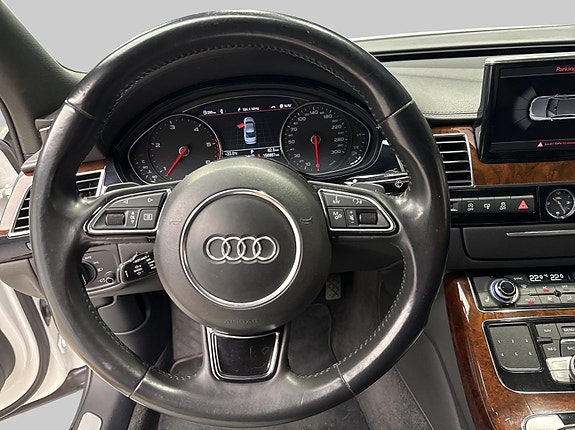 Audi A8 9 of 27