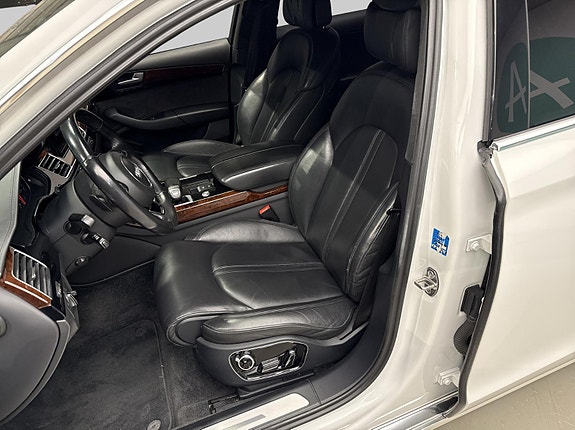 Audi A8 8 of 27