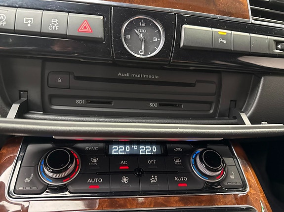 Audi A8 25 of 27