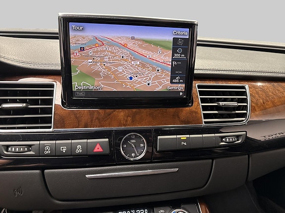 Audi A8 13 of 27