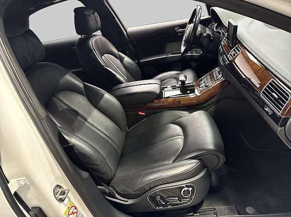 Audi A8 20 of 27