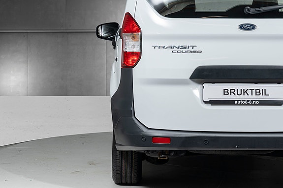 Ford Transit Courier 11 of 25