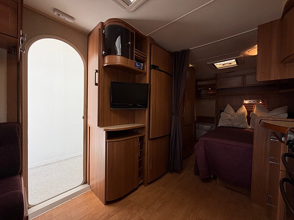 KABE ROYAL 720 TDL K.S. Alde / Stort bad / 1 Eier / Cityvann 25 of 30