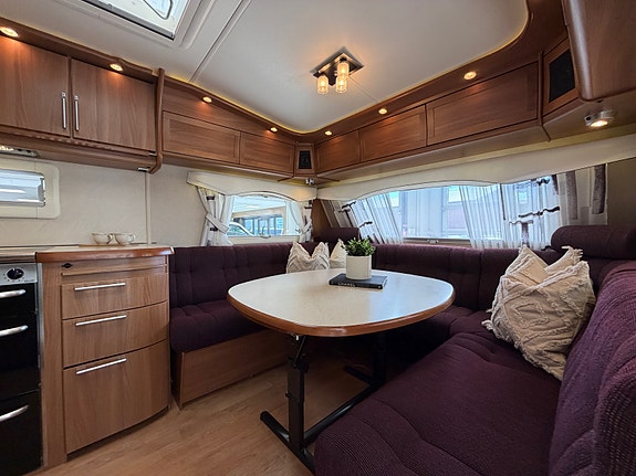 KABE ROYAL 720 TDL K.S. Alde / Stort bad / 1 Eier / Cityvann 15 of 30