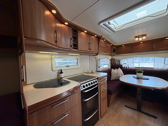 KABE ROYAL 720 TDL K.S. Alde / Stort bad / 1 Eier / Cityvann 22 of 30