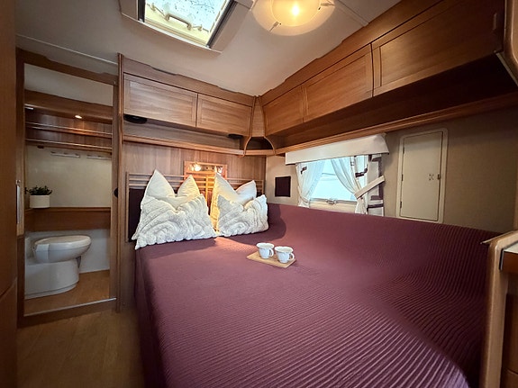 KABE ROYAL 720 TDL K.S. Alde / Stort bad / 1 Eier / Cityvann 28 of 30