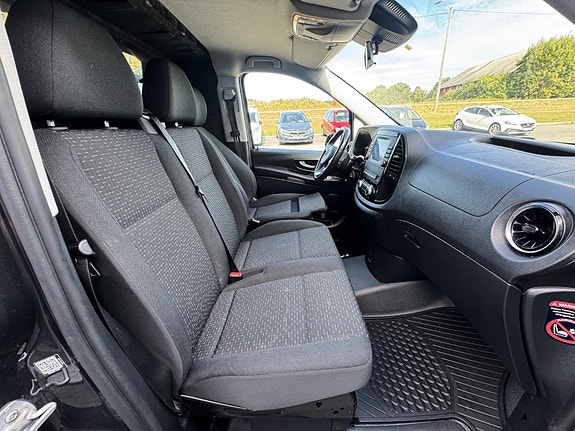 Mercedes-Benz Vito 3 of 25