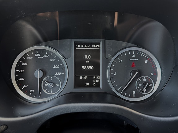 Mercedes-Benz Vito 20 of 25