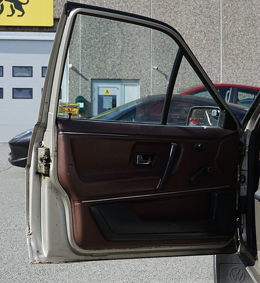 Volkswagen Passat 23 of 30
