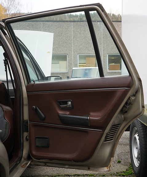 Volkswagen Passat 30 of 30