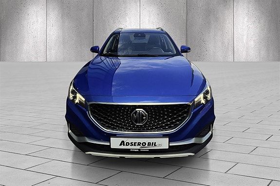 MG ZS EV 2 of 10