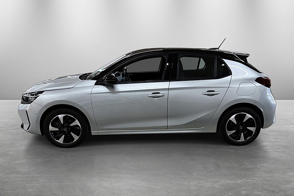 Opel Corsa 2 of 21