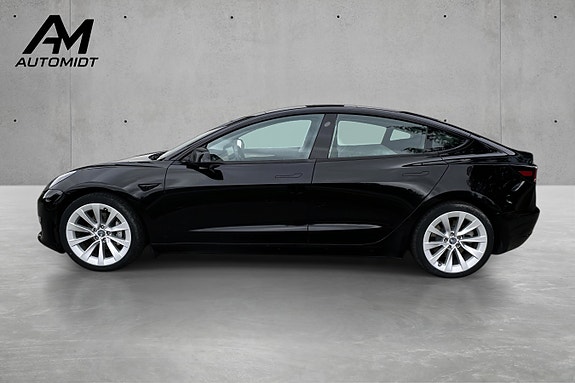 Tesla Model 3 3 of 9