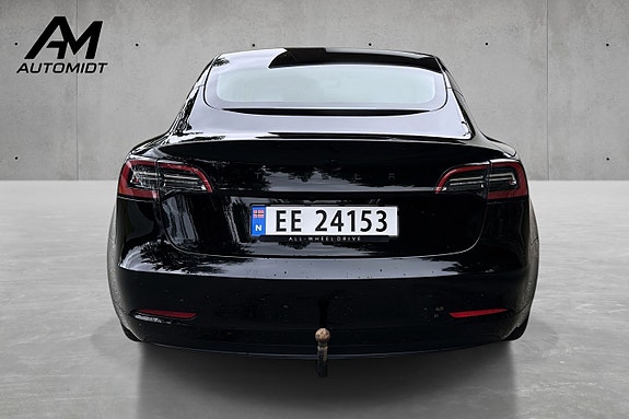 Tesla Model 3 5 of 9