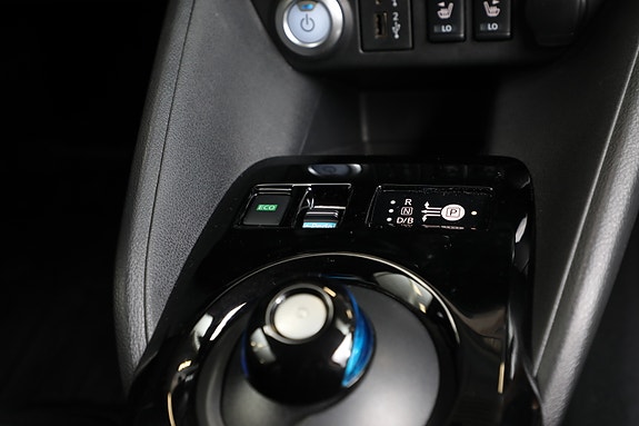 Nissan Leaf 18 of 30
