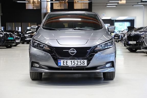 Nissan Leaf 3 of 30