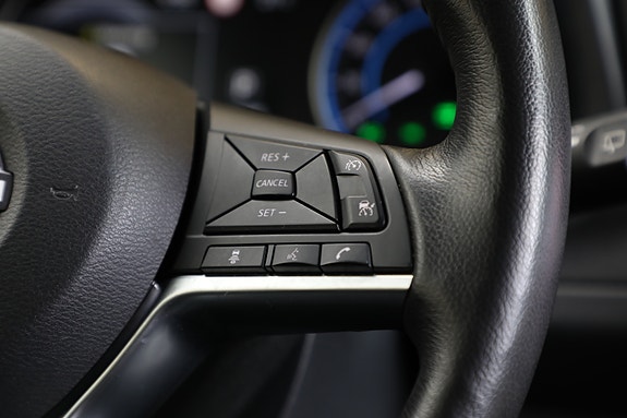 Nissan Leaf 15 of 30
