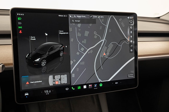 Tesla Model Y 18 of 26