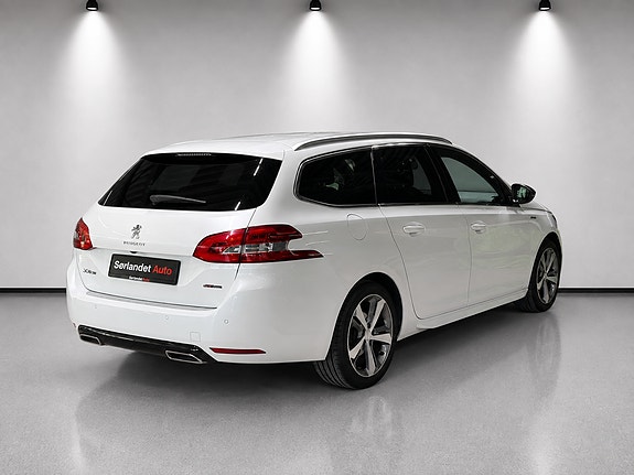 Peugeot 308 8 of 30
