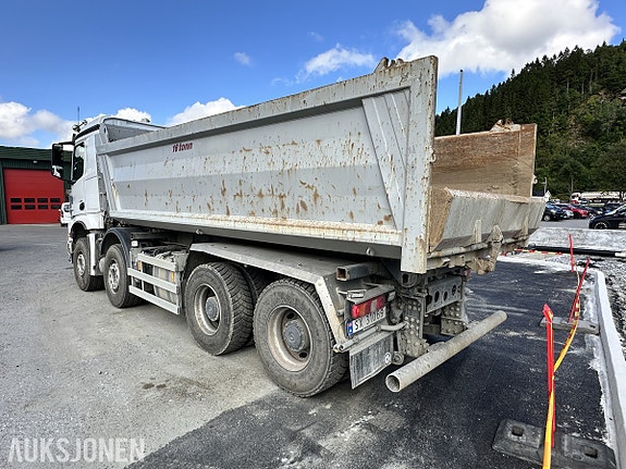 Mercedes-Benz Arocs 3253 med meiller hydraulisk vekselsystem, dumperkasse og betongblander 3 of 30