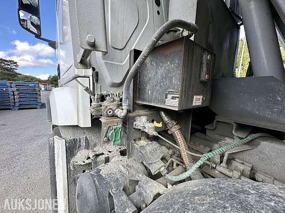 Mercedes-Benz Arocs 3253 med meiller hydraulisk vekselsystem, dumperkasse og betongblander 21 of 30