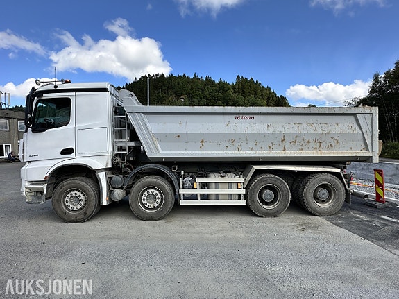 Mercedes-Benz Arocs 3253 med meiller hydraulisk vekselsystem, dumperkasse og betongblander 2 of 30