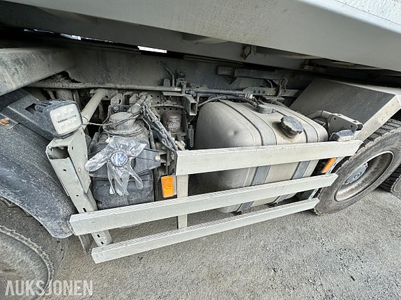 Mercedes-Benz Arocs 3253 med meiller hydraulisk vekselsystem, dumperkasse og betongblander 20 of 30