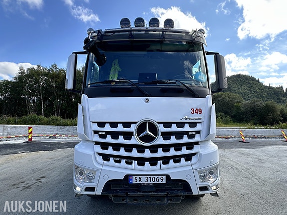 Mercedes-Benz Arocs 3253 med meiller hydraulisk vekselsystem, dumperkasse og betongblander 8 of 30