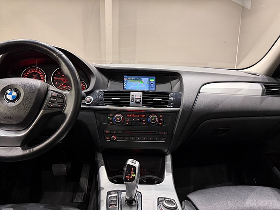 BMW X3 21 of 30