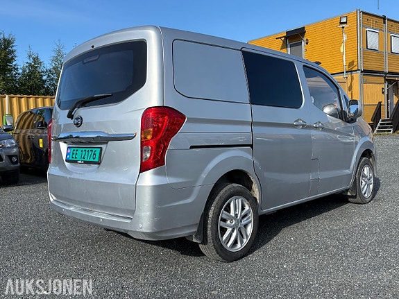 BYD T3 3 of 23