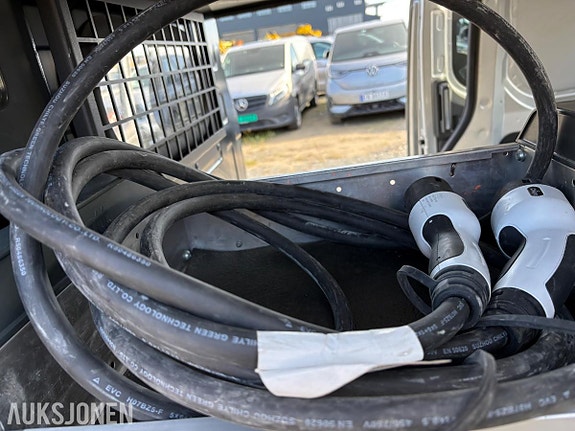 BYD T3 13 of 23