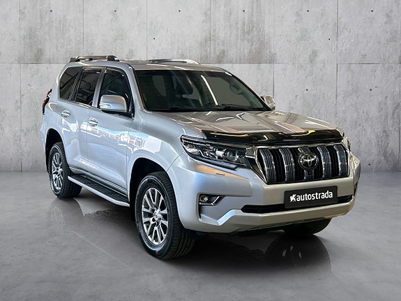 Toyota Land Cruiser 7 of 30