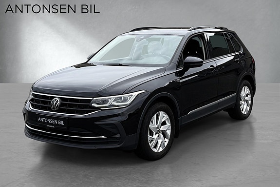 Volkswagen Tiguan 3 of 15