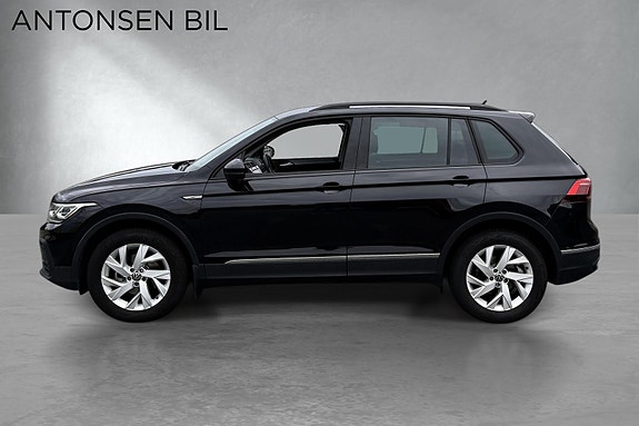 Volkswagen Tiguan 4 of 15
