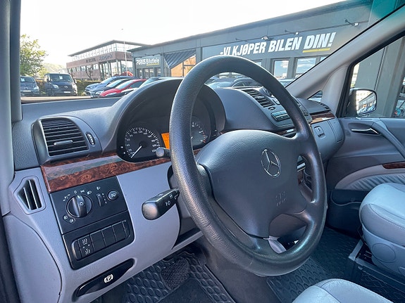 Mercedes-Benz Vito 111 13 of 30