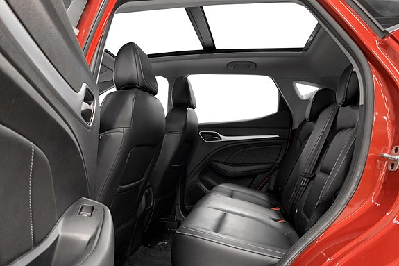 MG ZS EV 6 of 16