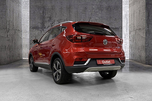 MG ZS EV 3 of 16