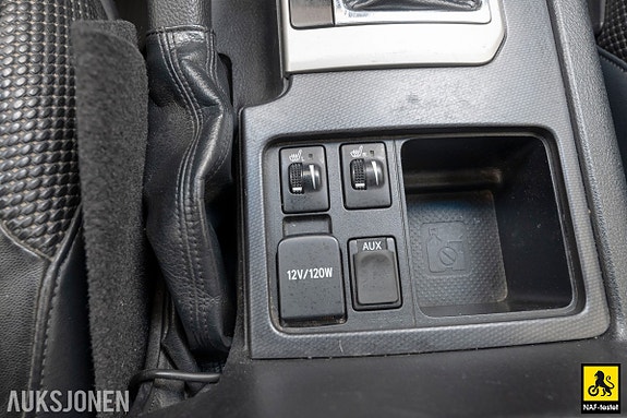 Toyota Land Cruiser 17 of 30