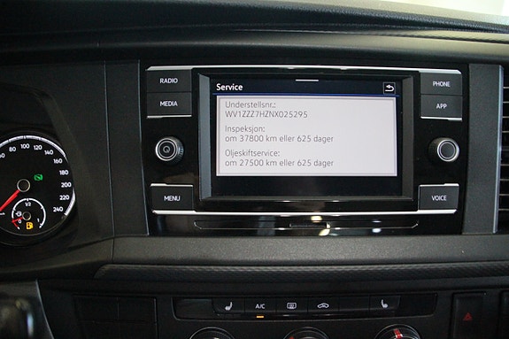 Volkswagen Transporter 12 of 22