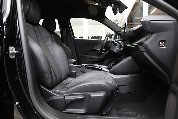 Peugeot e-2008 20 of 30