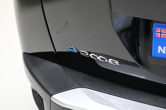 Peugeot e-2008 9 of 30
