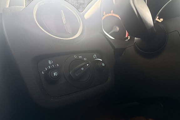 Ford Fiesta 15 of 20